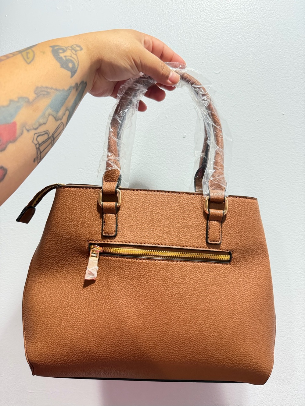 Women's Tan Structured Handbag - Classic Tote - Picture 3 of 5